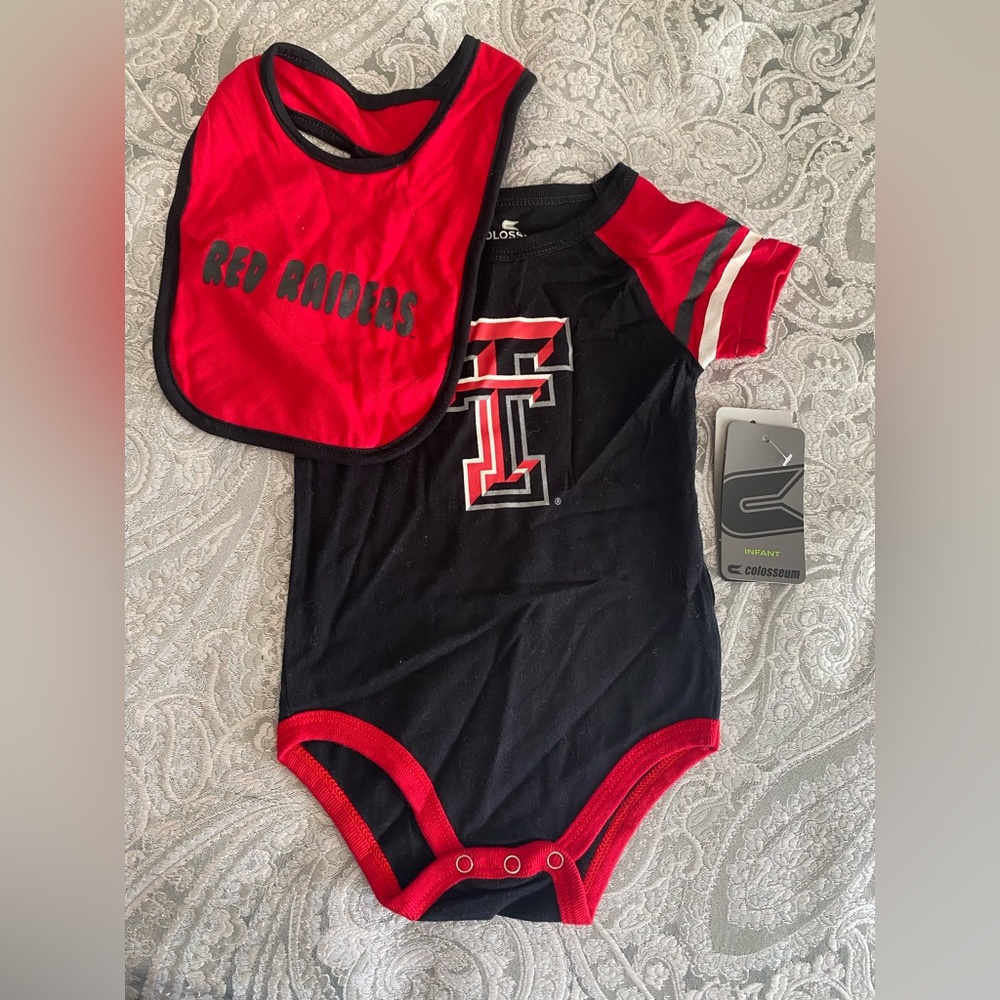 • NWT • Texas Tech Baby Set